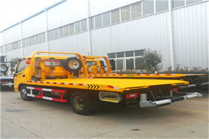 云和附近拖车救援搭电