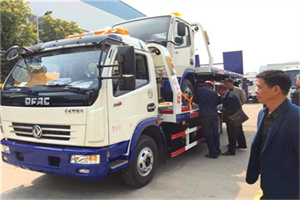 云和汽车道路救援拖车价格